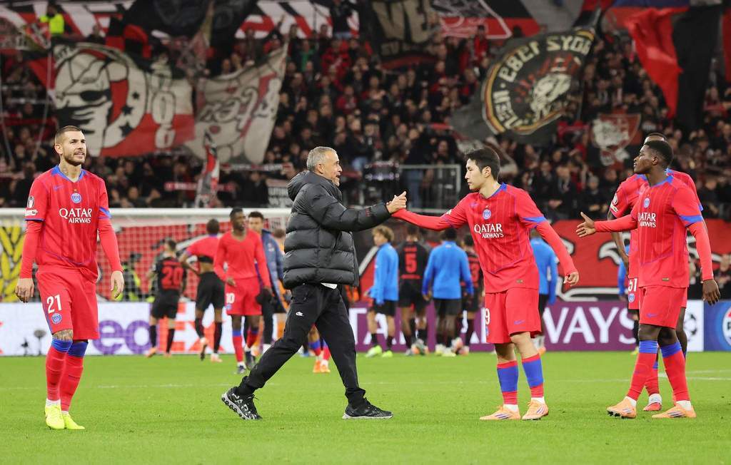 Bantai Leverkusen 7-2, Luis Enrique Bangga Performa PSG